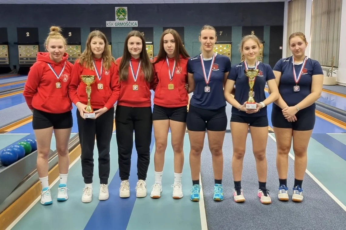 Zagrebašice 2. na U18 ekipnom PH
